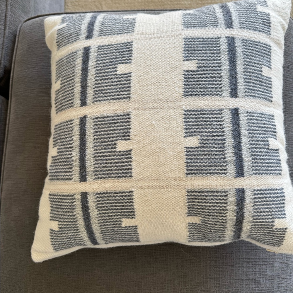 Geometric Patterned Throw Pillow Alondra Pillow The Citizenry like new unused